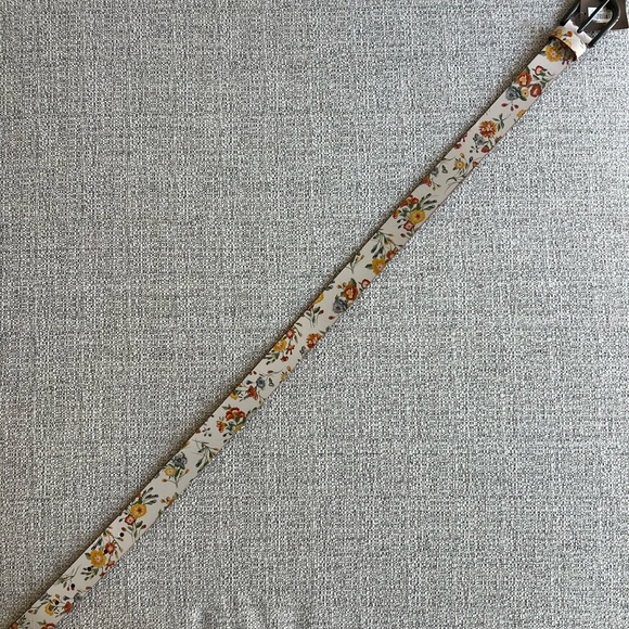 Patricia Nash Vietri Leather Belt Mini Meadows Floral Print Ivory Small NWT - Picture 8 of 9